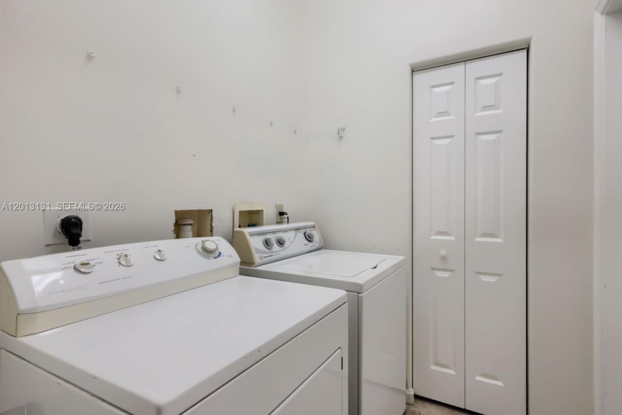 117 Palm Cir, Atlantis, FL 33462 Photo