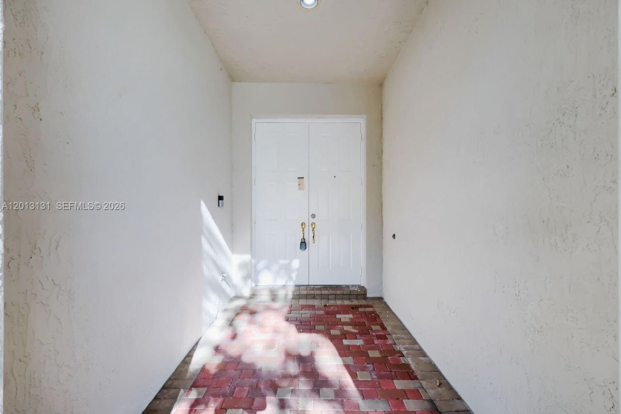 117 Palm Cir, Atlantis, FL 33462 Photo