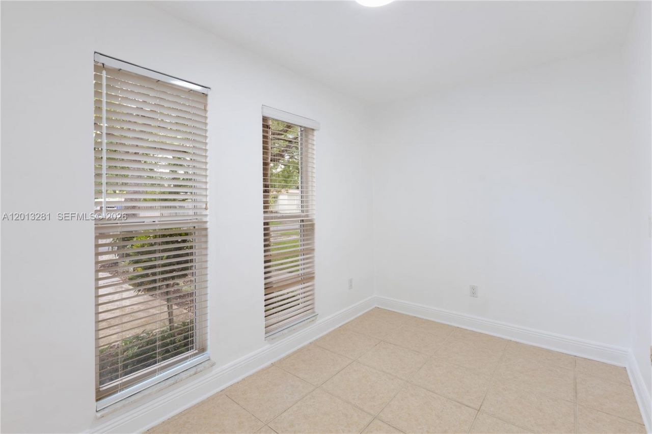 5770 SW 55 St , Miami, FL 33155 Photo