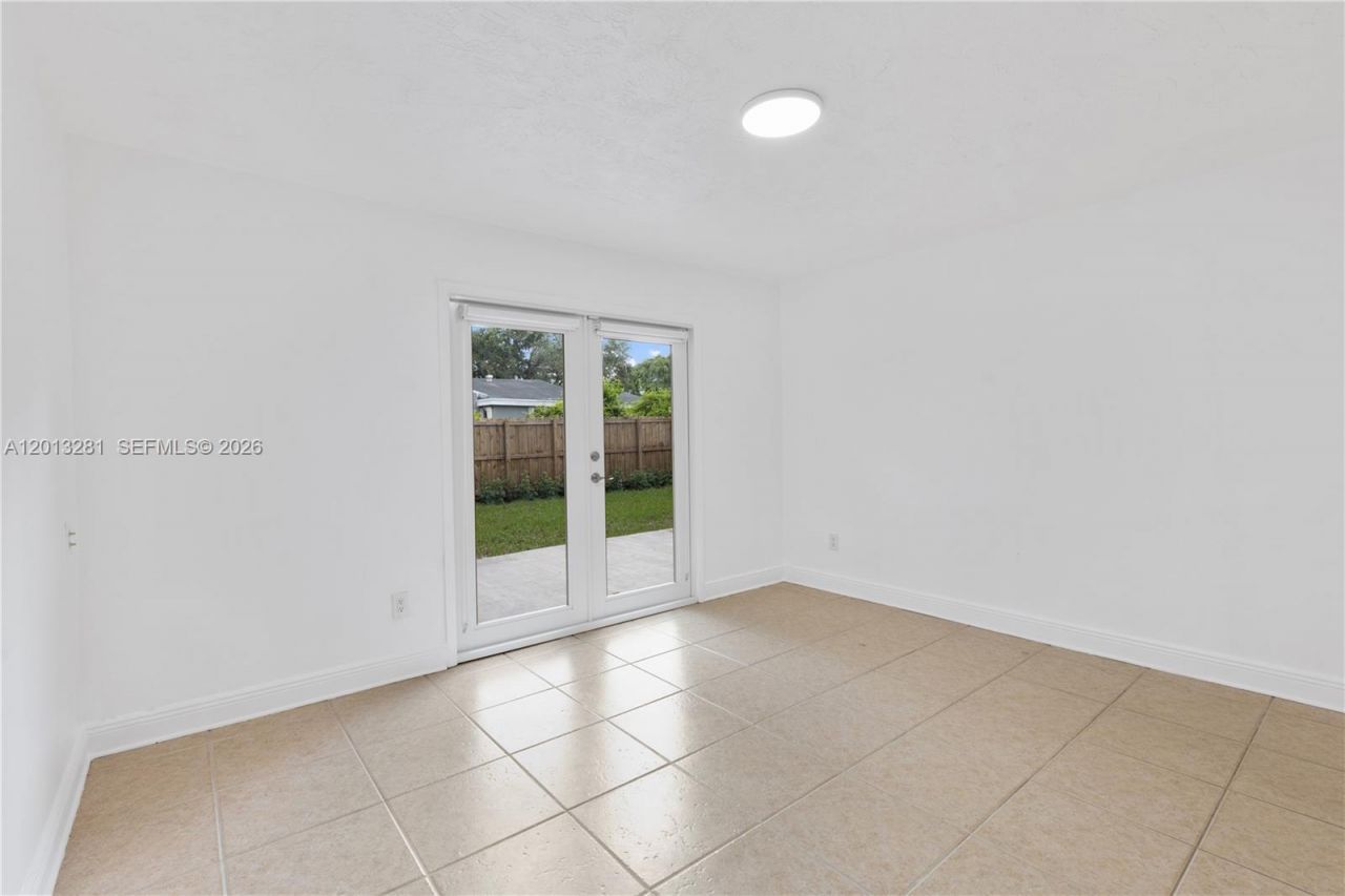 5770 SW 55 St , Miami, FL 33155 Photo