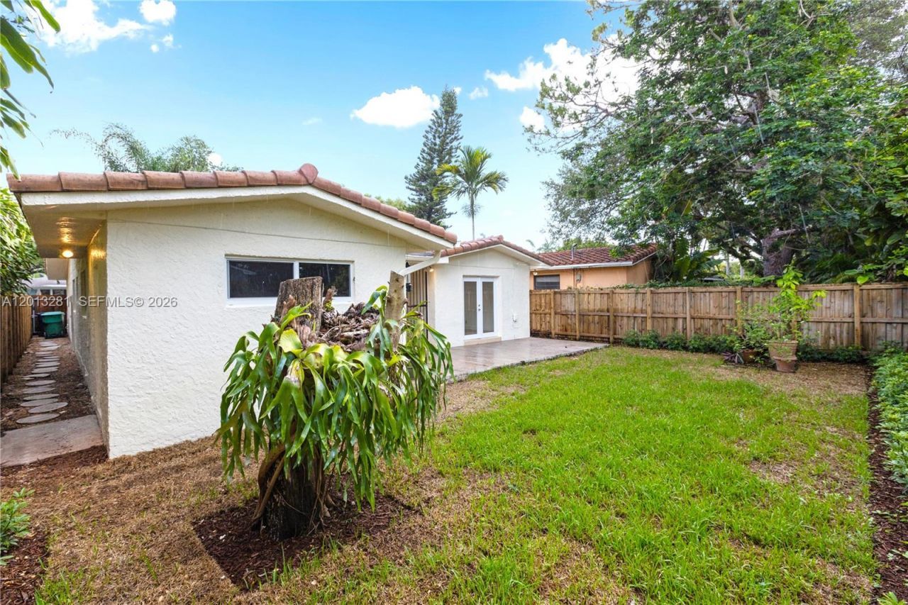 5770 SW 55 St , Miami, FL 33155 Photo