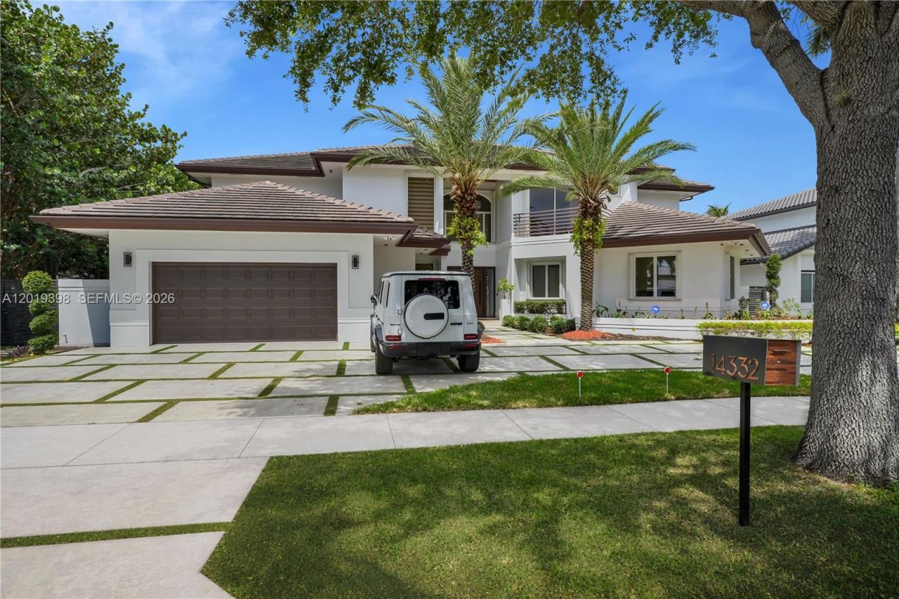 14332 Ardoch Pl, Unit -, Miami Lakes, FL 33016 Photo