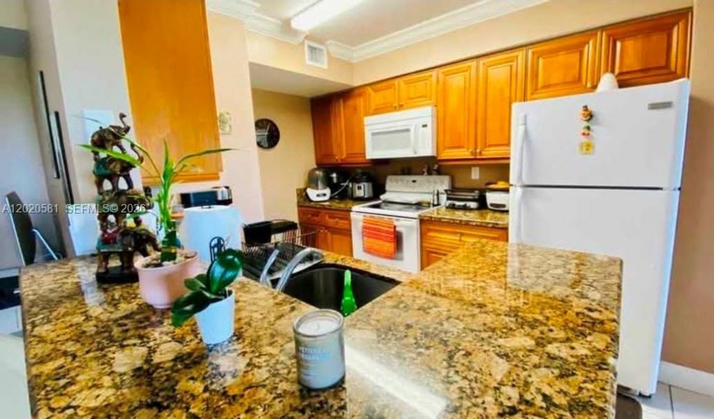 15221 SW 80th St , Unit 406, Miami, FL 33193 Photo