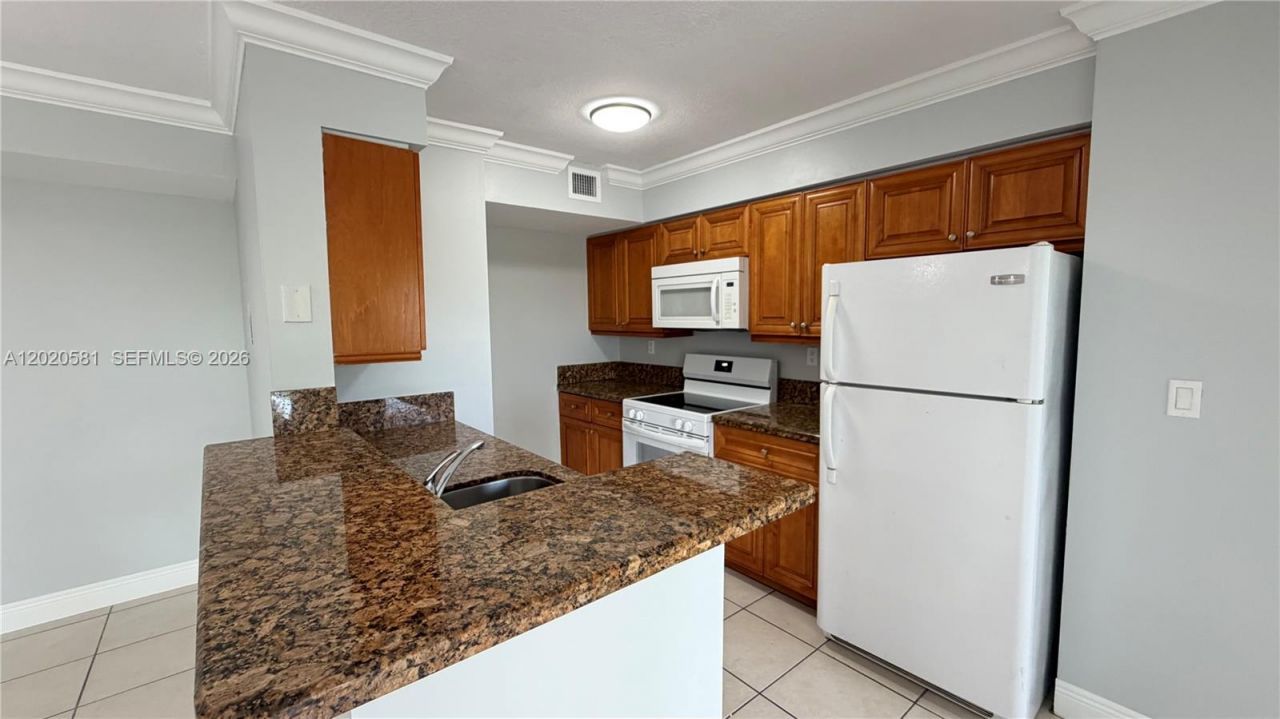 15221 SW 80th St, Unit 406, Miami, FL 33193 Photo