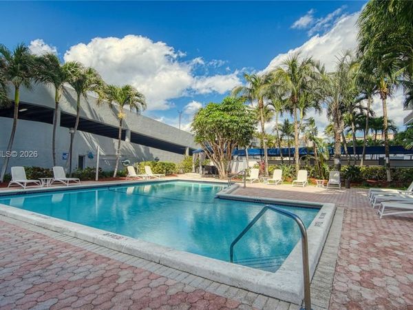 3031 N Ocean Blvd, Unit 903, Fort Lauderdale, FL 33308
