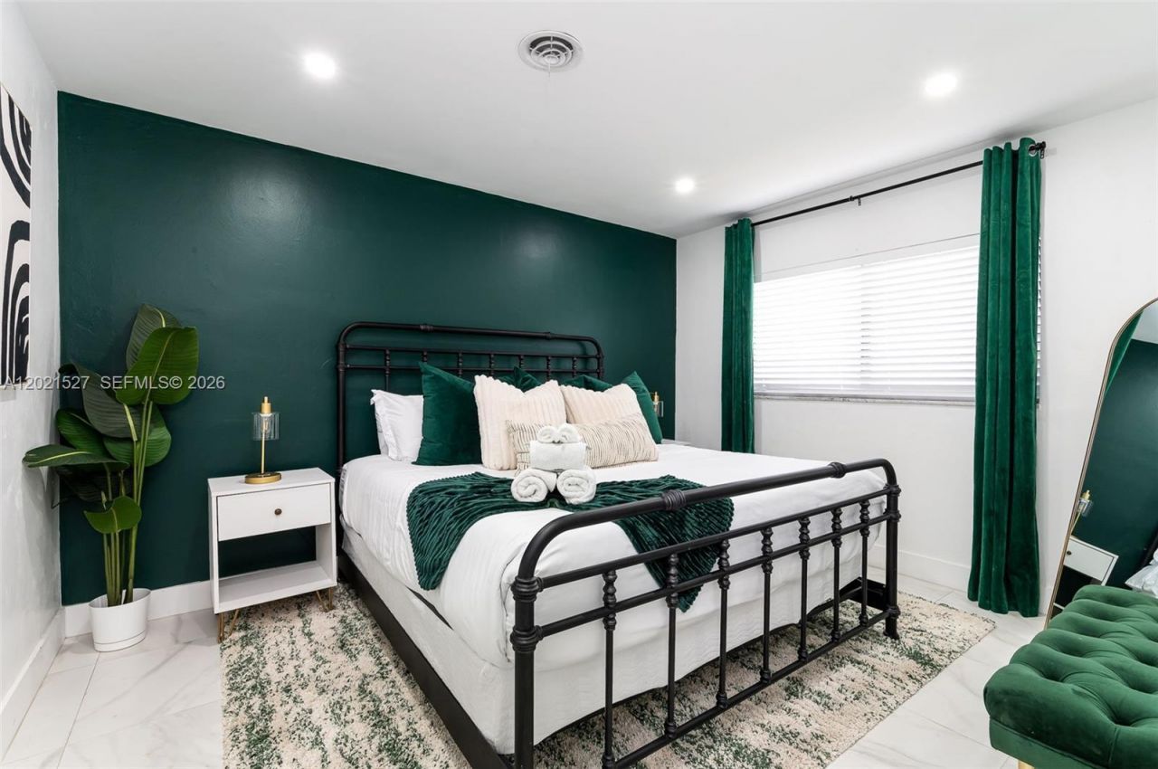 329 SE 12th Ave, Unit 1, Pompano Beach, FL 33060 Photo