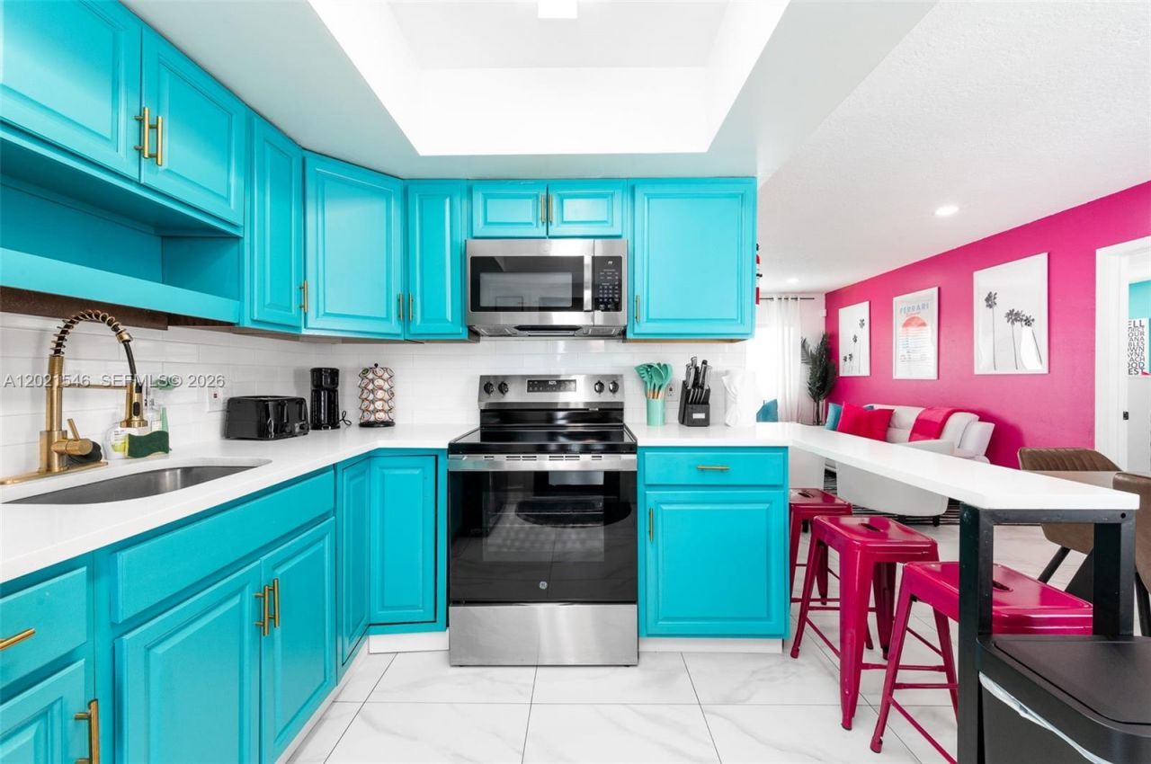 329 SE 12th Ave, Unit 2, Pompano Beach, FL 33060 Photo
