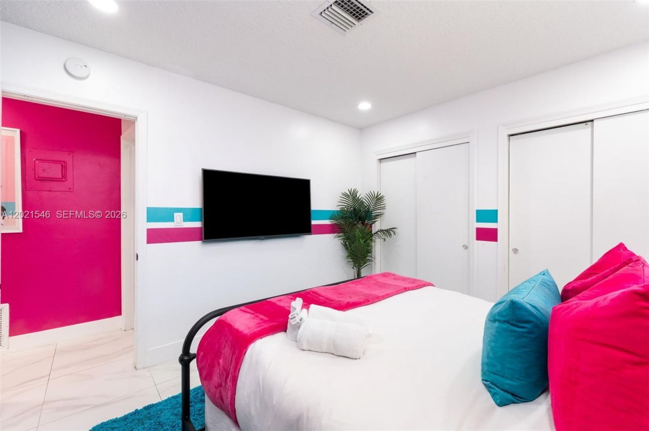329 SE 12th Ave, Unit 2, Pompano Beach, FL 33060 Photo