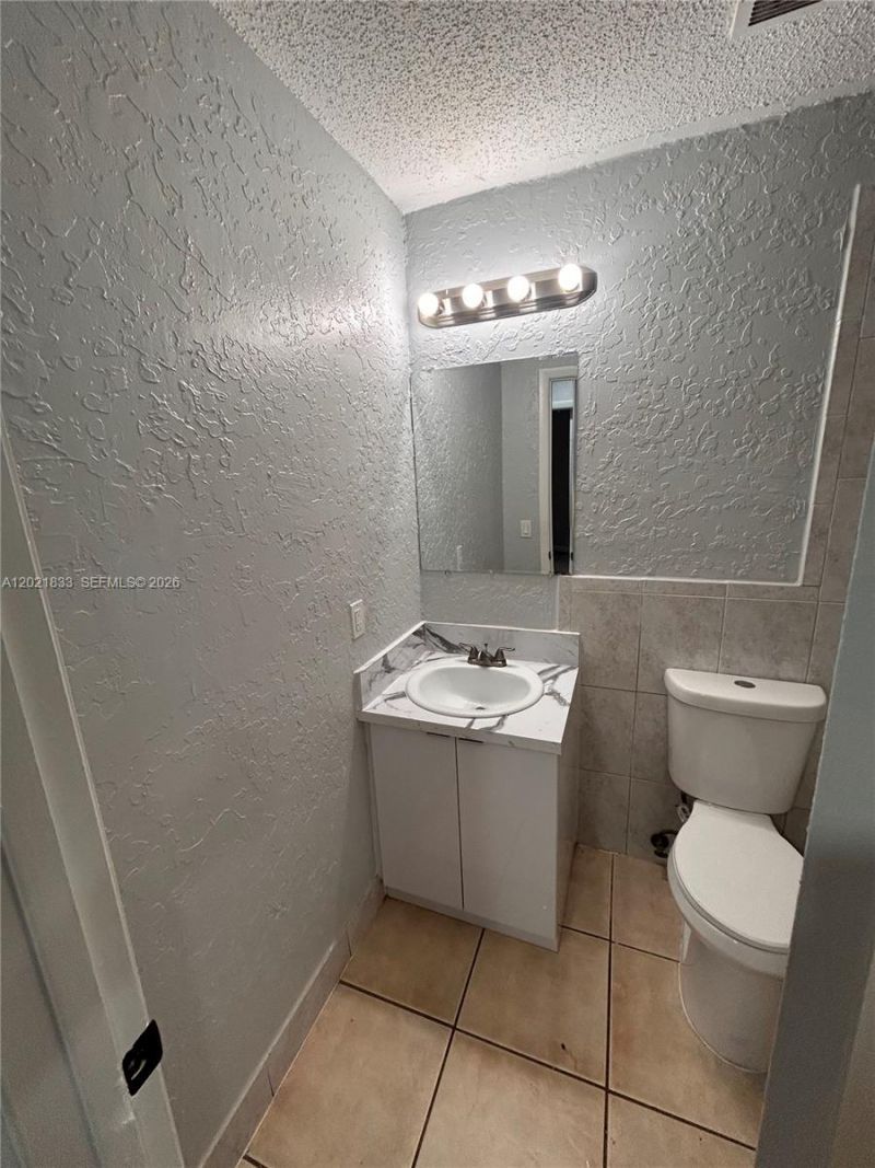 2067 Ilene Ct, Unit 2, Delray Beach, FL 33445 Photo