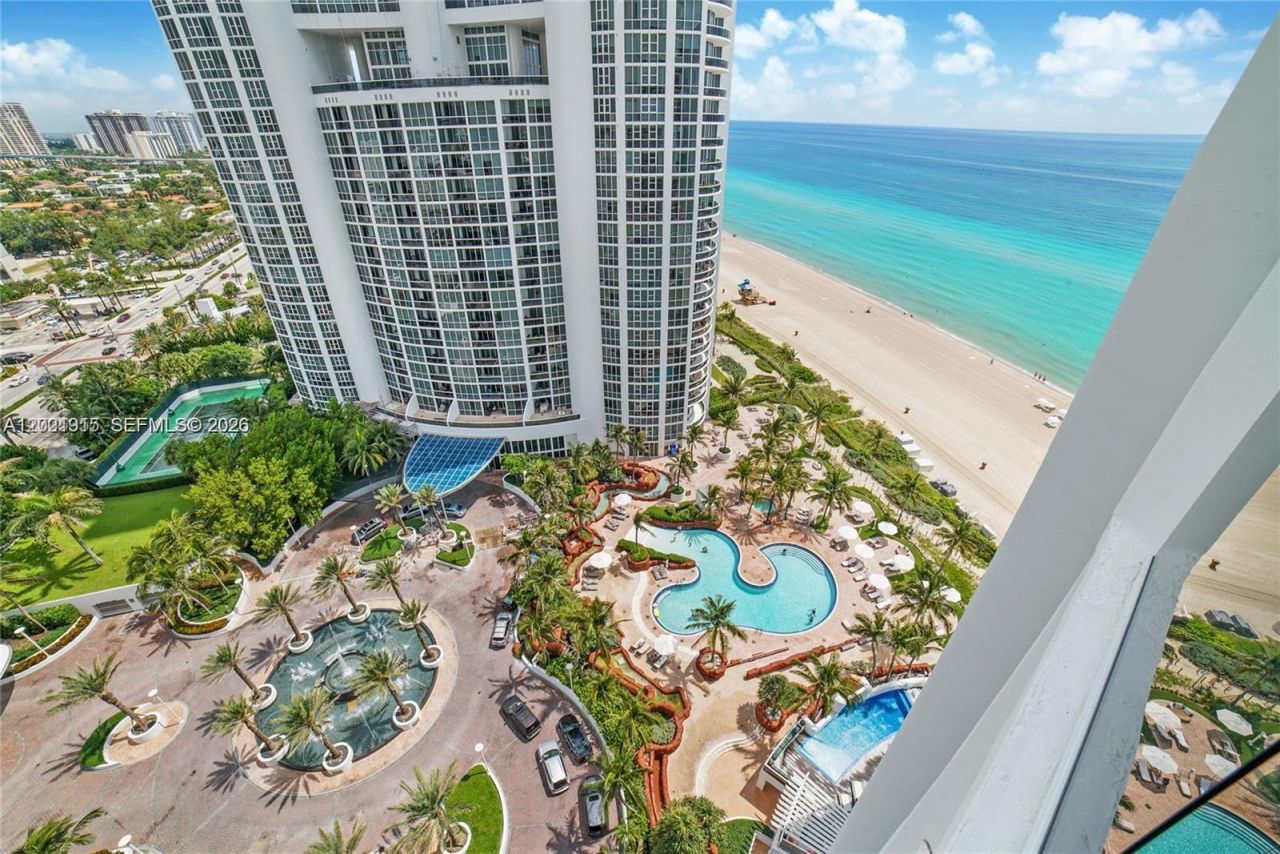 18101 Collins Ave, Unit 1906, Sunny Isles Beach, FL 33160 Main Photo