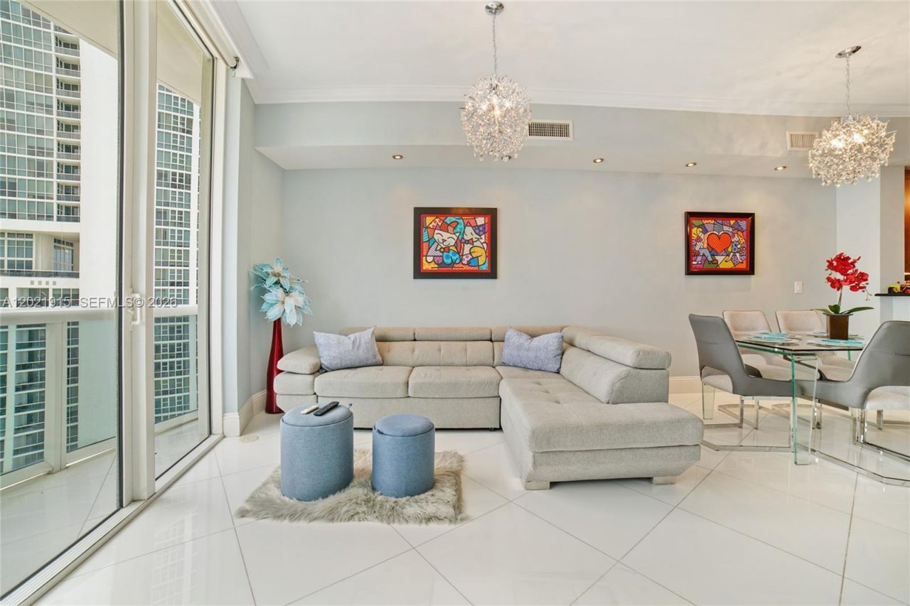 18101 Collins Ave , Unit 1906, Sunny Isles Beach, FL 33160 Photo