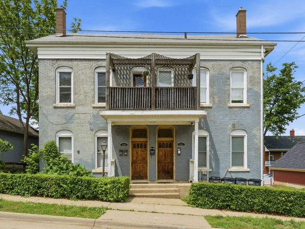 507-509 Chestnut Street, Dubuque, IA 52001
