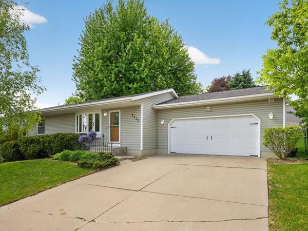 4332 Valley Drive NW, Rochester, MN 55901