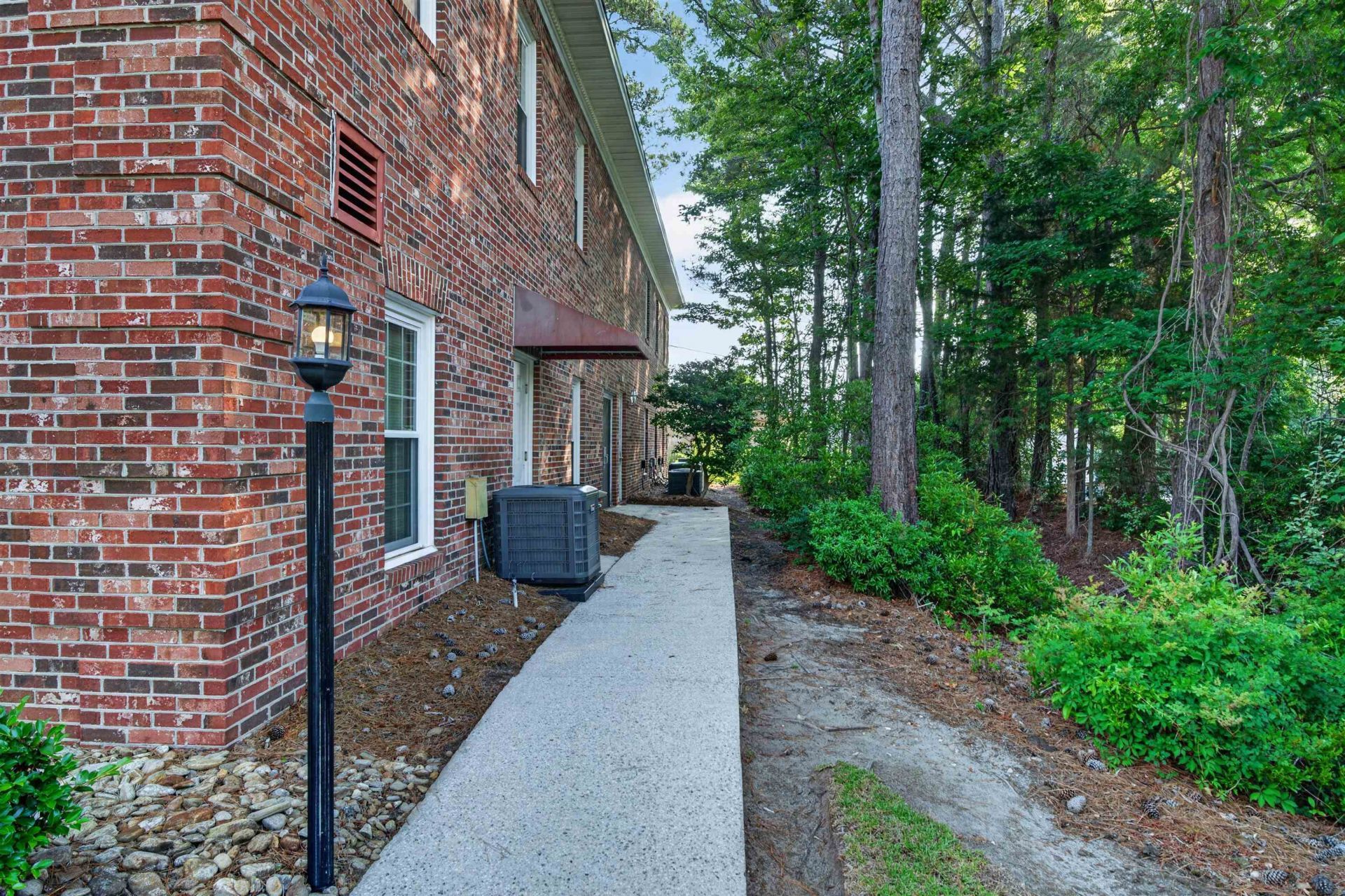 4702 Oleander Dr. Photo 31