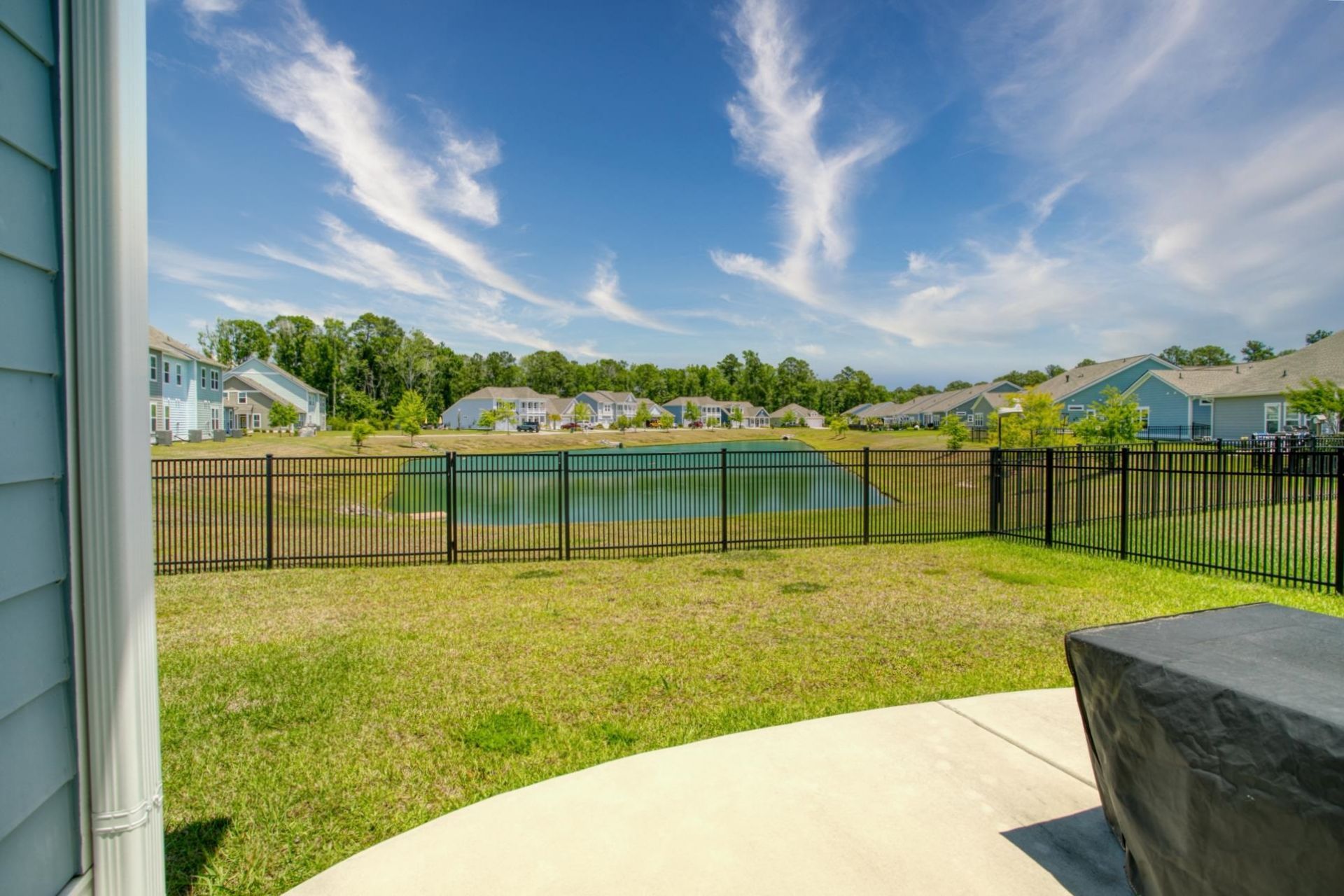 2450 Blue Crane Circle  Photo 4