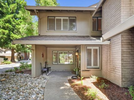 2044 University Park Dr, Sacramento, CA 95825 Photo