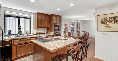 2044 University Park Dr, Sacramento, CA 95825 Photo
