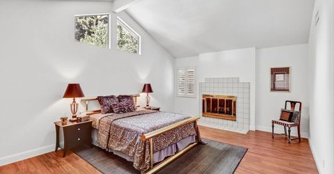 2044 University Park Dr, Sacramento, CA 95825 Photo