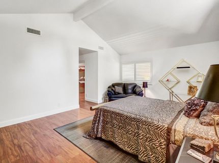 2044 University Park Dr, Sacramento, CA 95825 Photo
