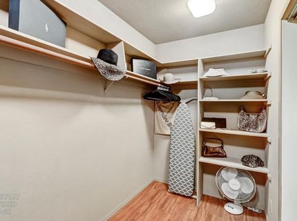 2044 University Park Dr, Sacramento, CA 95825 Photo
