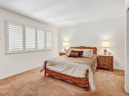 2044 University Park Dr, Sacramento, CA 95825 Photo
