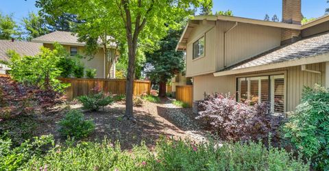 2044 University Park Dr, Sacramento, CA 95825 Photo