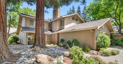 2044 University Park Dr, Sacramento, CA 95825 Photo