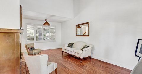 2044 University Park Dr, Sacramento, CA 95825 Photo