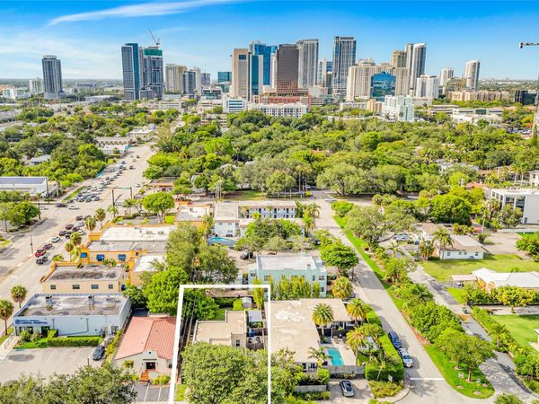 11 SE 13th Street, Fort Lauderdale, FL 33316