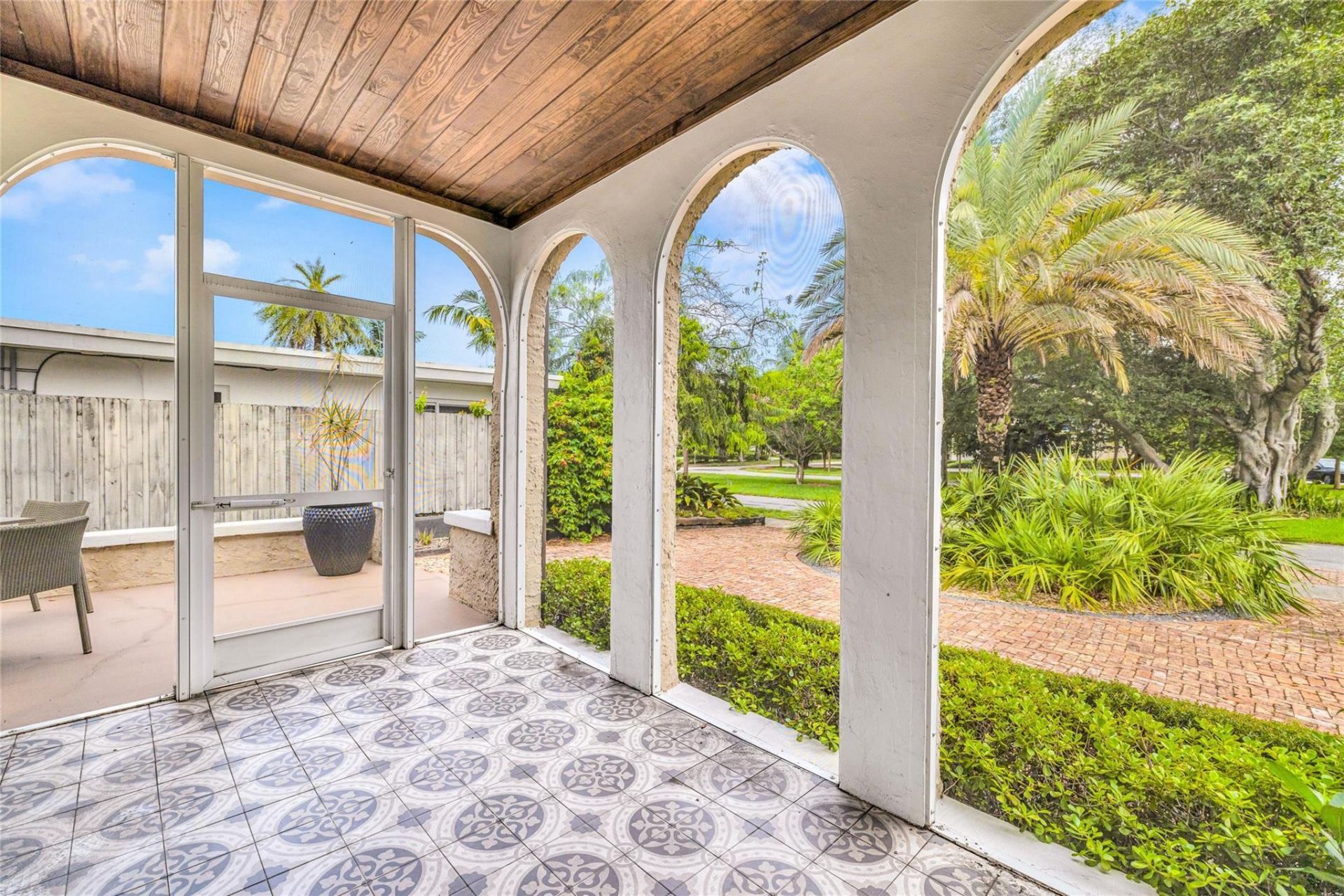 11 SE 13th Street, Fort Lauderdale, FL 33316 Photo