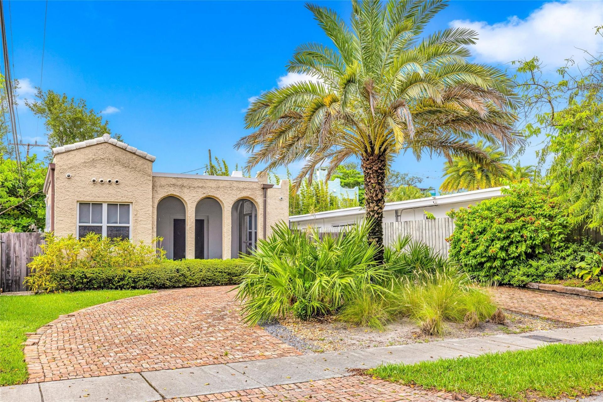 11 SE 13th Street, Fort Lauderdale, FL 33316 Photo