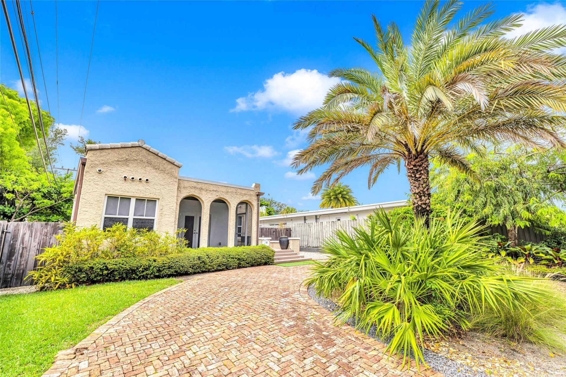 11 SE 13th Street, Fort Lauderdale, FL 33316 Photo