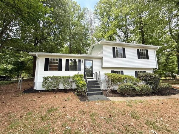 3681 Lavilla Drive, Powder Springs, GA 30127