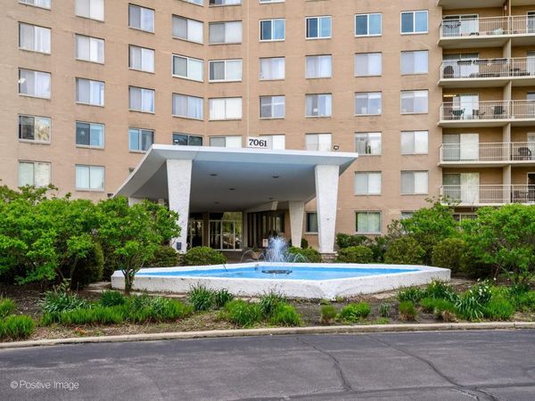 7061 N KEDZIE Avenue, Unit 410, Chicago, IL 60645