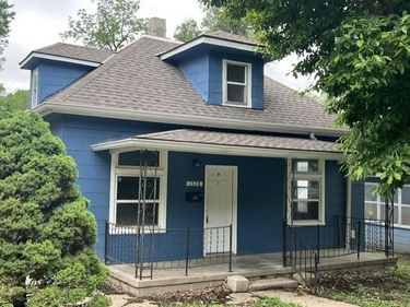 1328 12th Street, St Joseph, MO 64501