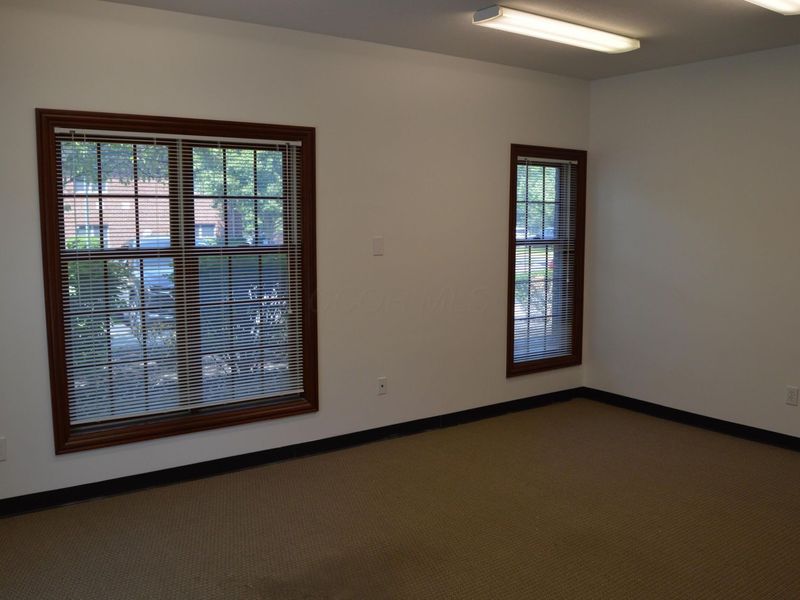 128 County Line Road W, Unit B, Westerville, OH 43082 Photo 14