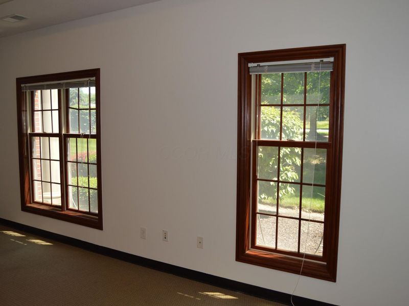 128 County Line Road W, Unit B, Westerville, OH 43082 Photo 23