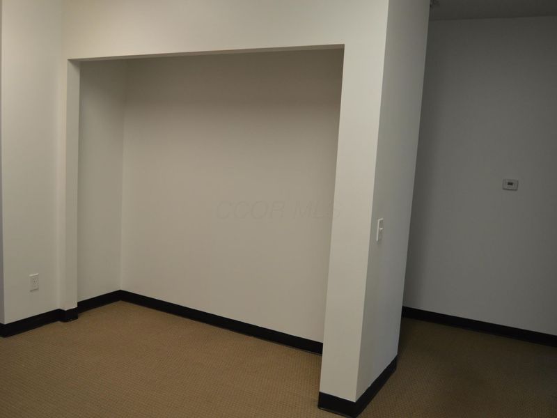 128 County Line Road W, Unit B, Westerville, OH 43082 Photo 24