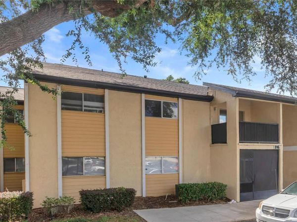 916 LAKE DESTINY ROAD, Unit E, ALTAMONTE SPRINGS, FL 32714