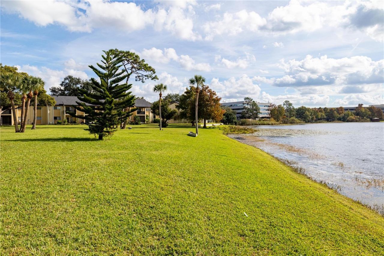 916 Lake Destiny Road, Unit E, Altamonte Springs, FL 32714 Photo