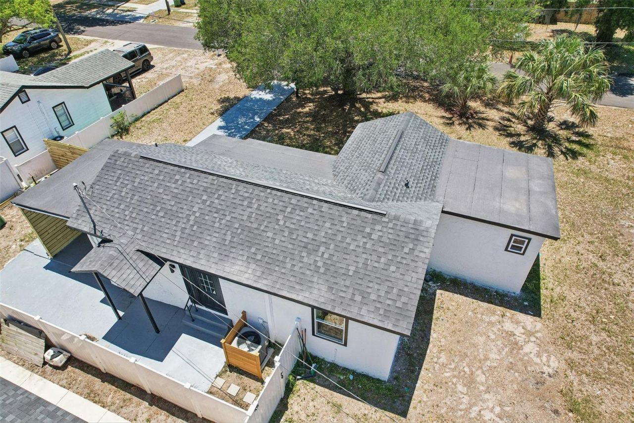 8523 N Edison Avenue , Tampa, FL 33604 Photo
