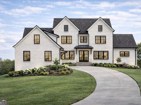 4180 Ashwoody Trail, Brookhaven, GA 30319