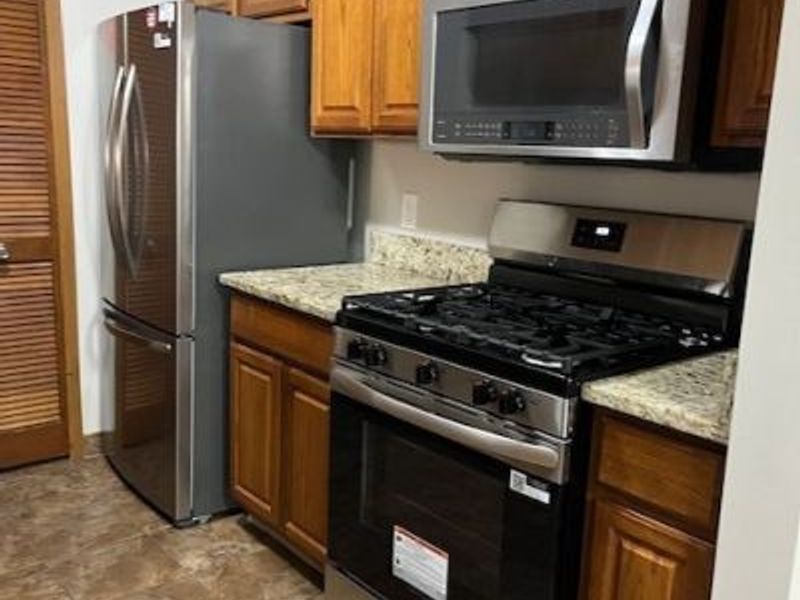 8621 Scenicview Drive, Unit 105, Broadview Heights, OH 44147 Photo 4