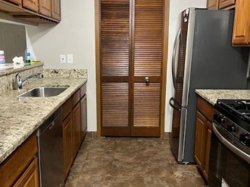 8621 Scenicview Drive, Unit 105, Broadview Heights, OH 44147 Photo 5