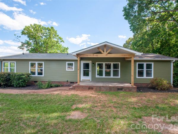 151 Scotsman Drive , Troutman, NC 28166