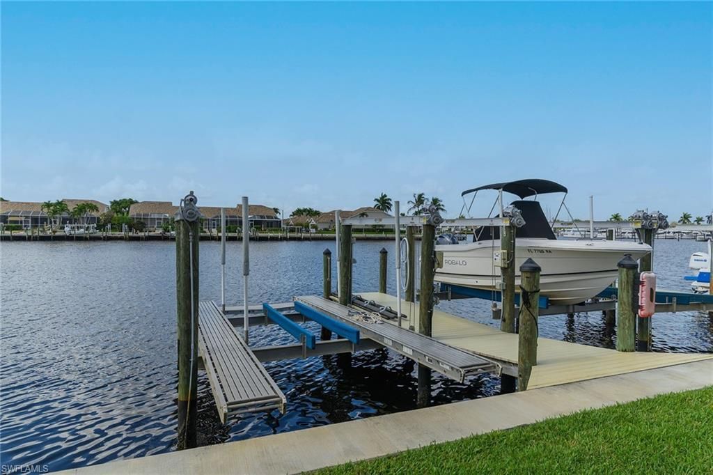 370 Stella Maris Dr N, Unit 2502, Naples, FL 34114 Photo