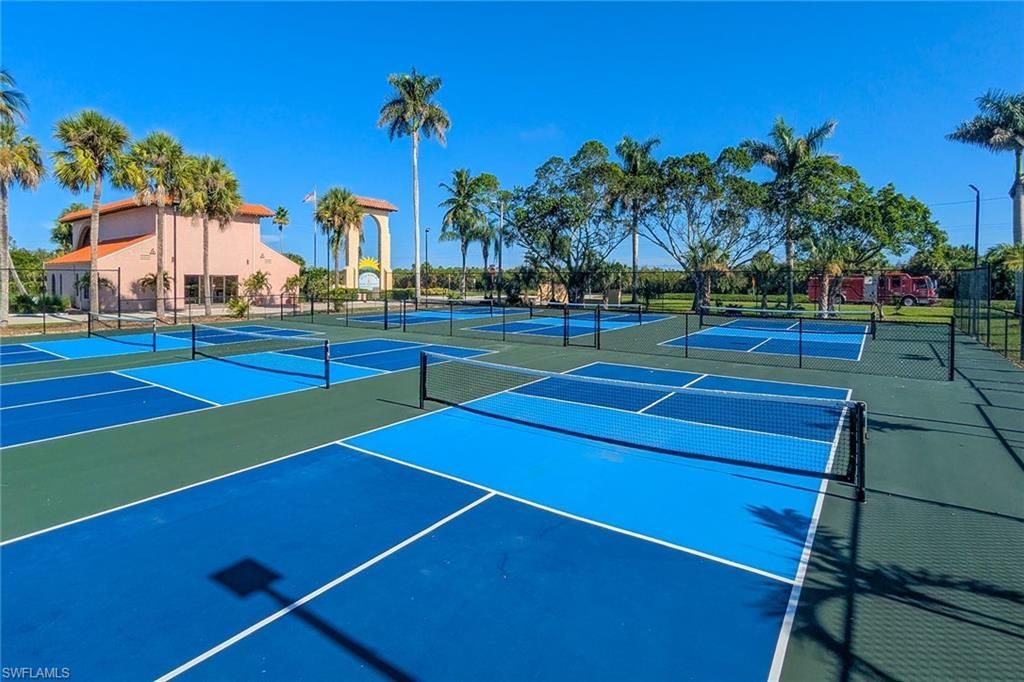 370 Stella Maris Dr N, Unit 2502, Naples, FL 34114 Photo