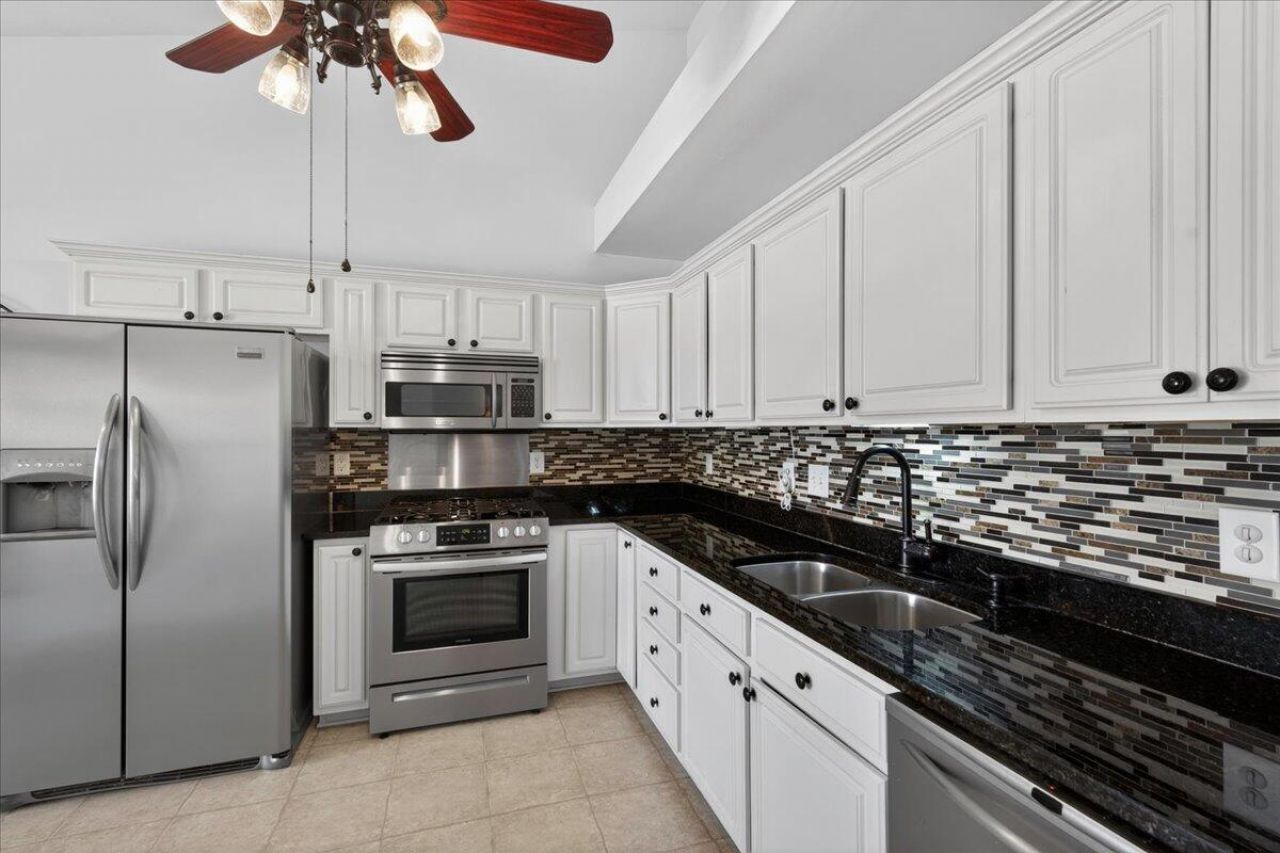 135 Hanahan Plantation Circle Photo 21