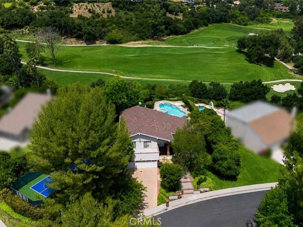 3861 Braewood Court, Tarzana, CA 91356
