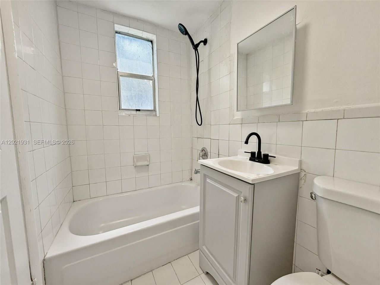 220 NW 11th Ter , Unit 3, Miami, FL 33136 Photo